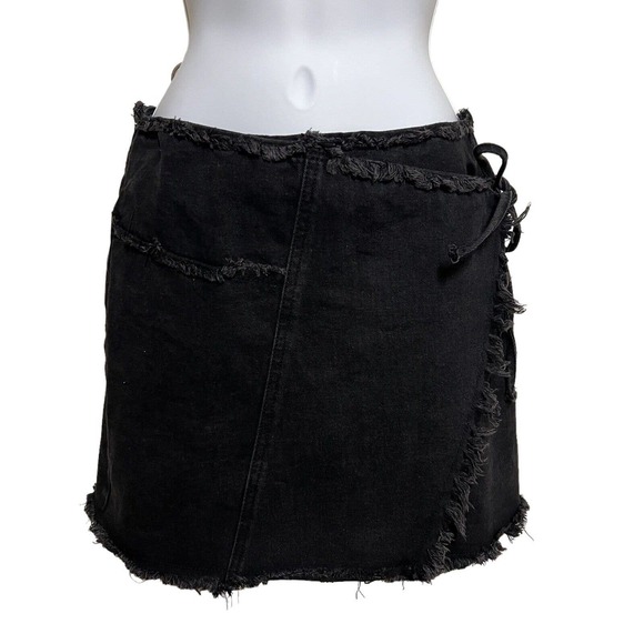 Cotton On Dresses & Skirts - 🌵 Cotton On Women's Denim Frayed Wrap Black Boho Mini Skirt - Size 6
